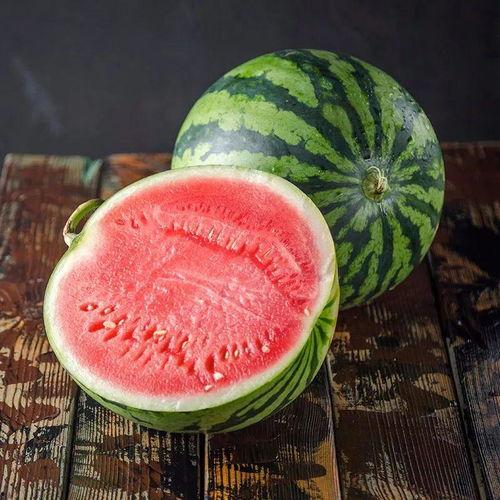 吃瓜江苏奔现,揭秘网红背后的真实生活